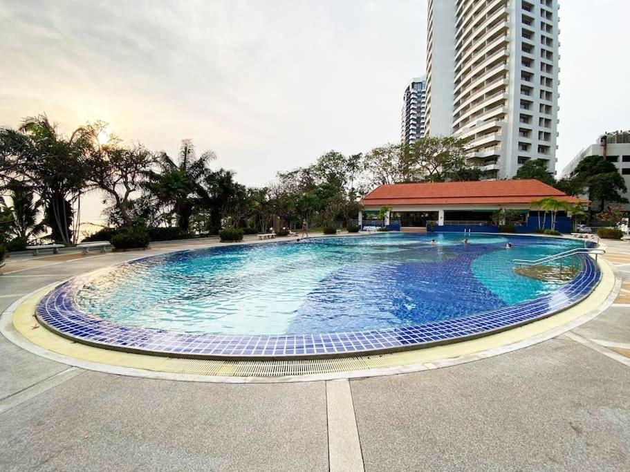 Moderne Og Delikat Pa Stranden I Jomtien Appartamento *